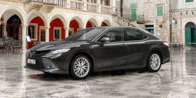 Toyota Camry Car Rental in Chennai 